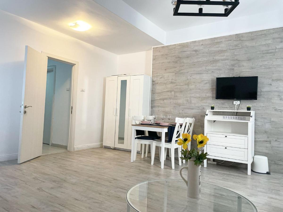 White Apartment Bükreş Dış mekan fotoğraf